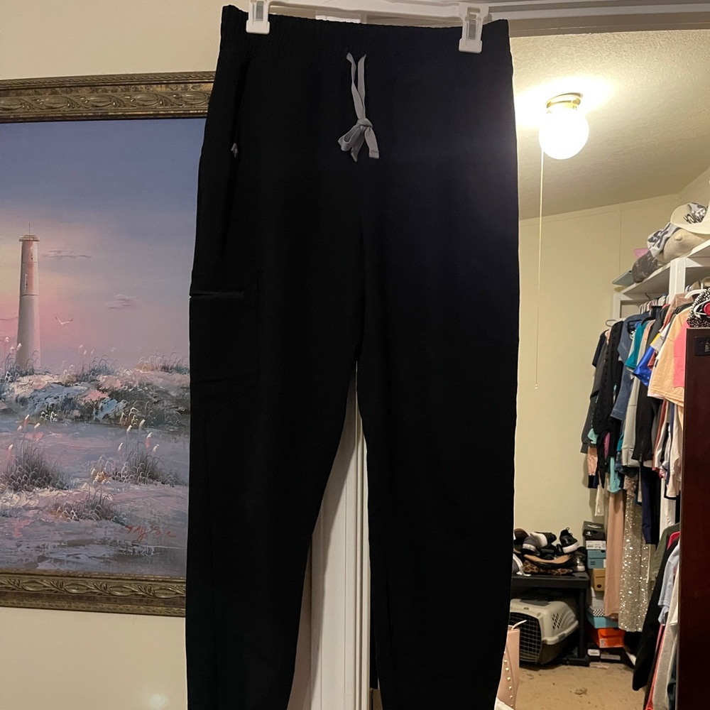 Fig Jogger Scrubs Size Small Regular - image 1